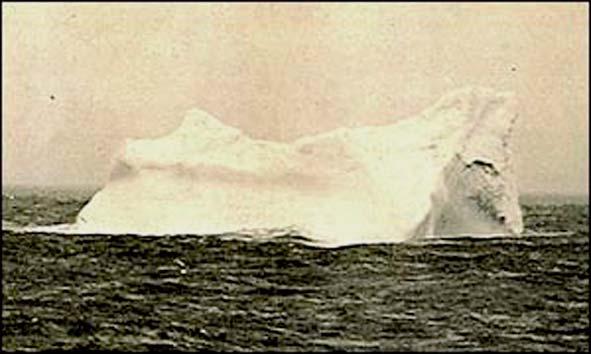A photograph [see left] was discovered in 2000, taken by a Bohemian, Stephan Rehorek, at the scene of the sinking on the German steamer Bremen, on its way from Bremerhaven to New York.