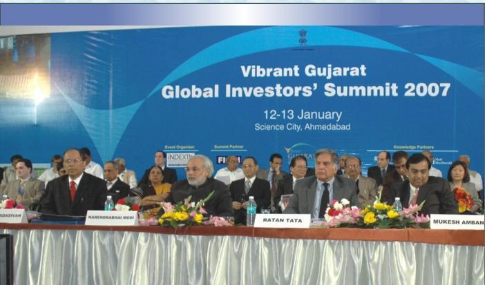 Global Investors Summit - 2009 Honorable CM Shri Narendra Modi in the presence of Dr. Balaji Sadasivan (Senior Minister, Singapore), Mr. Ratan Tata, CMD, (Tata Group) and Mr.
