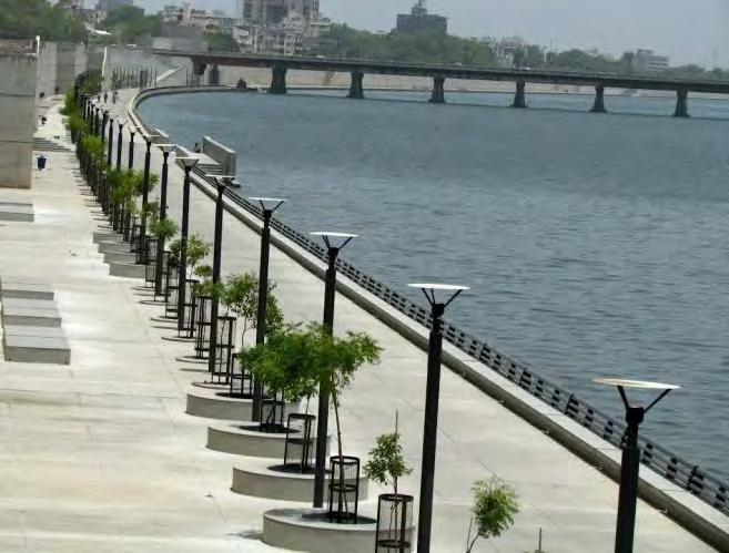 banks of the river Sabarmati for 10.5 Km, creating approximately 185 ha.