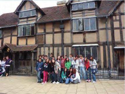 Optional Trips 13 Stratford-upon-Avon 40-45 Included in this trip are both the coach and entrance to Shakespeare s Birthplace. Few people in history have inspired so many others as Shakespeare.
