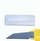Disposable blade and handle prevents accidents when replacing the