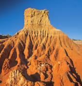 KANGAROO ISLAND & FLINDERS RANGES 4 days Mungo Wilpena Pound, Flinders Ranges DAY MELBOuRNE On arrival in Melbourne you will be met and transferred to your hotel.