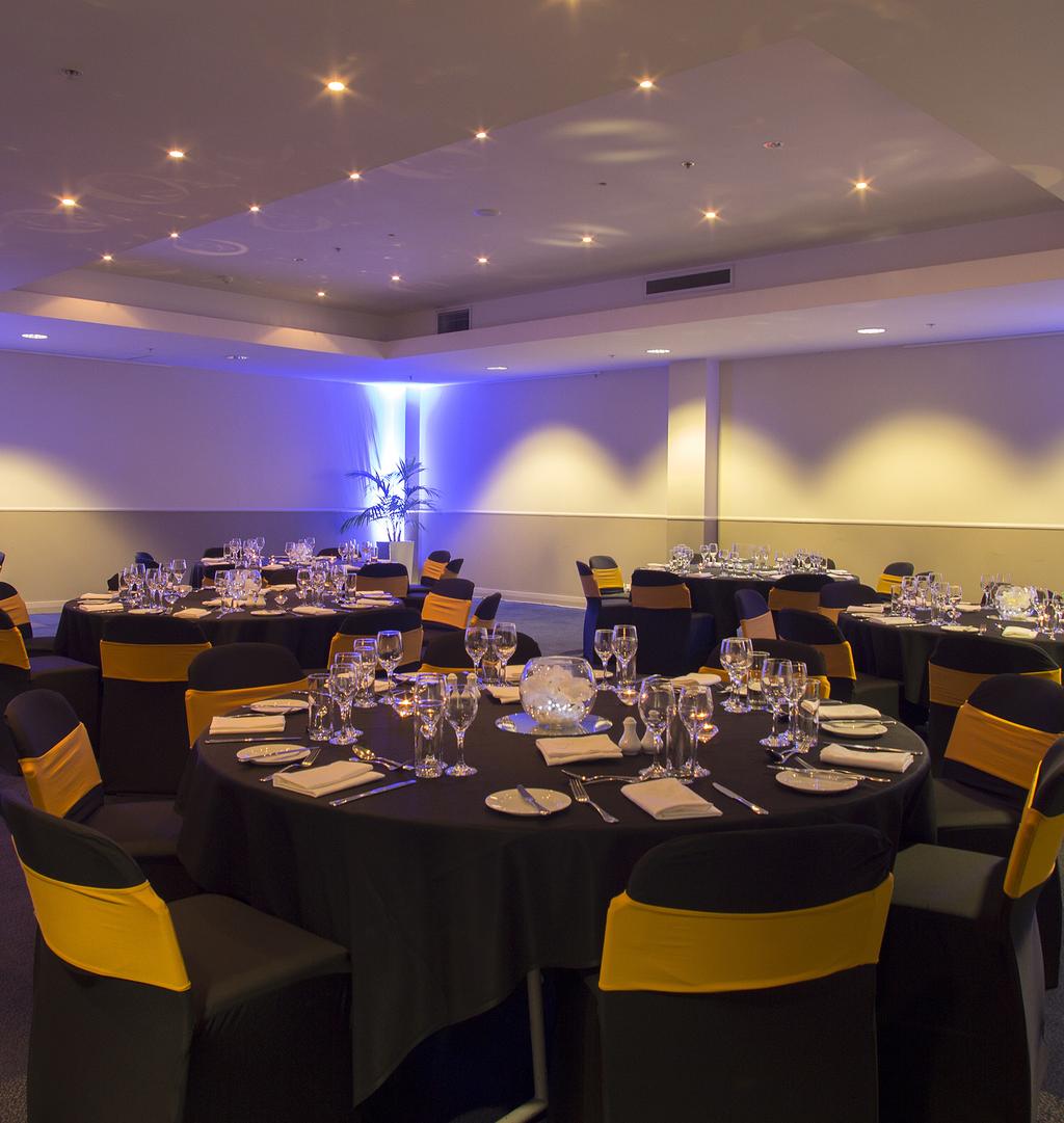 CONFERENCES, MEETINGS AND SPECIAL EVENTS Just 500 metres from Takapuna s long, golden beach, our location is easy to get to with plenty of parking on-site and nearby.