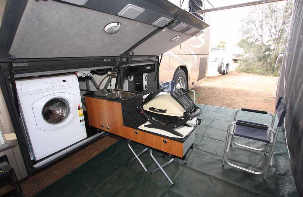 4 Day Test: Jacana Sirius SLX There s no doubt this is a very self-contained vehicle. Outdoor living is well catered for with this comprehensive kitchen, plus a front-load washer for laundry days.