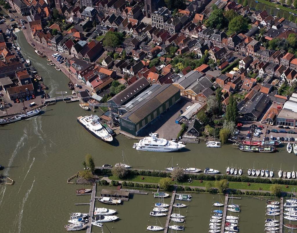 The The Shipyard Hakvoort With a shipbuilding tradition beginning in the eighteenth century, Hakvoort Shipyard has built fourty five luxury yachts over the past three decades.