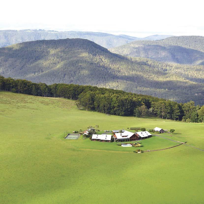 Spicers Peak Lodge Spicers Peak Lodge is Australia s highest mountain lodge, standing 1,100 metres above sea level, and surrounded by breathtaking views of South East Queensland s World Heritage