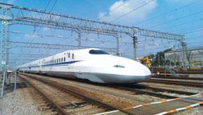 WEST JAPAN RAILWAY COMPANY CORPORATE CONTENTS Fact Sheets 217 DATA OTHER 2 Corporate Overview Service Area SHINKANSEN Western part of Honshu, the main island of Japan,
