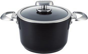 1,7 l / 18 cm / base Ø 14,5 cm / 68231800 3,0 l / 20 cm / base Ø 14,5 cm / 68232000 PRO IQ DUTCH OVEN WITH LID 3,2 l