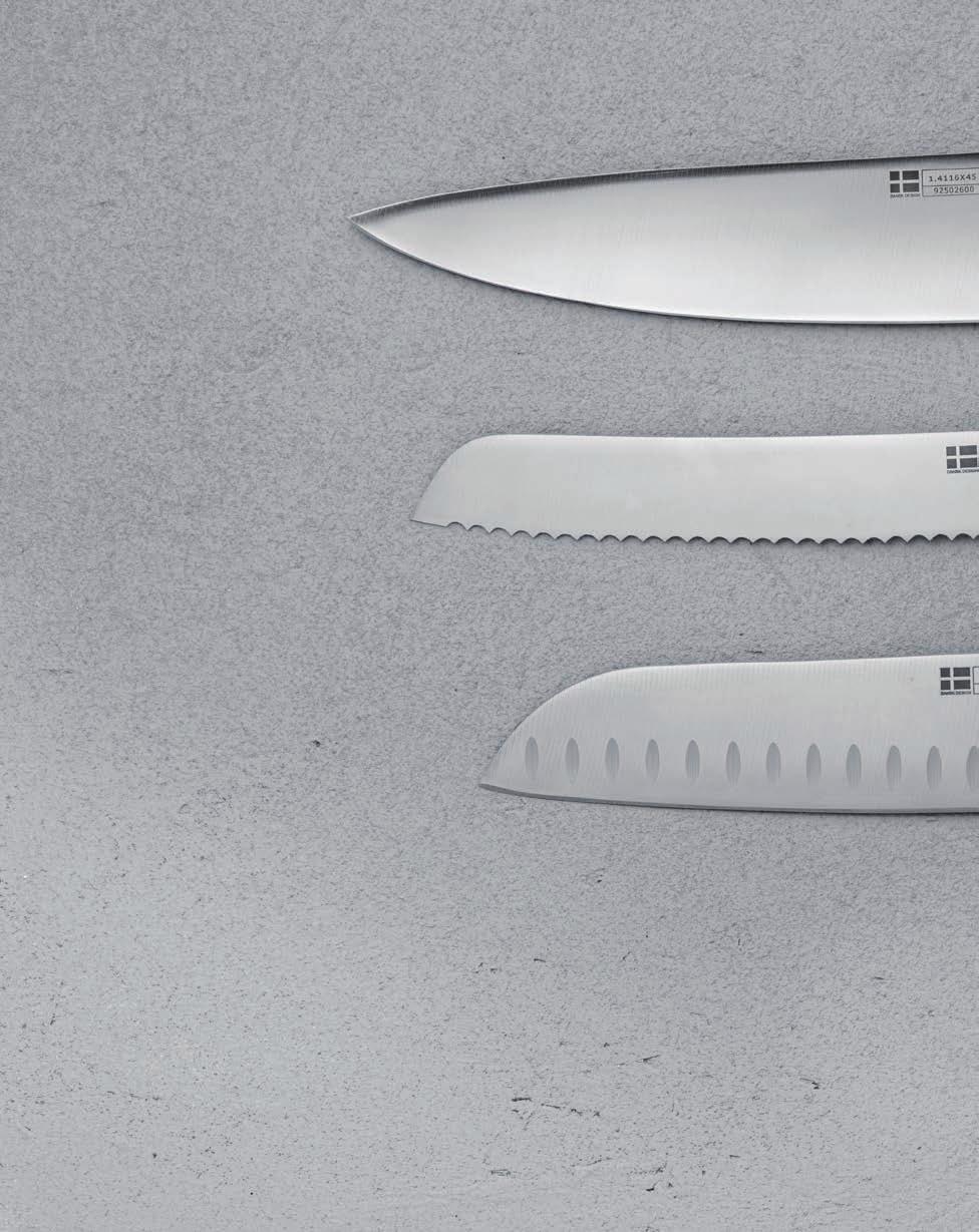 58 Classic is SCANPAN s complete series of beautiful and func tio - nal kitchen knives.