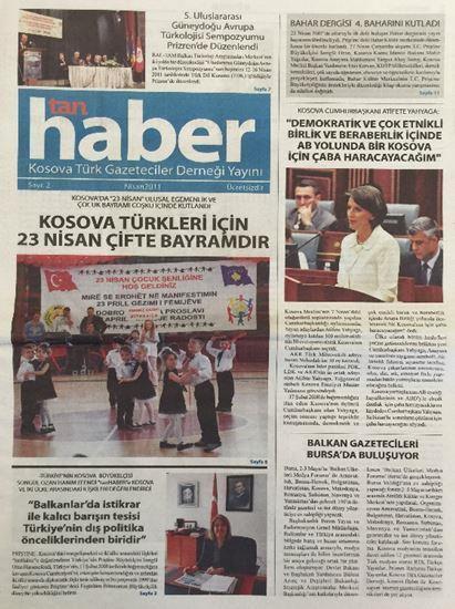 Mediat turkofone në Ballkan Kapitulli 4 Media turkofone në Ballkan Alban TARTARI Figura 6: Një kopje e faqes së parë të gazetës Tan Haber Burimi: Ibrahim Arslan Demokrasi Ufuğu dhe Ballkan po ashtu