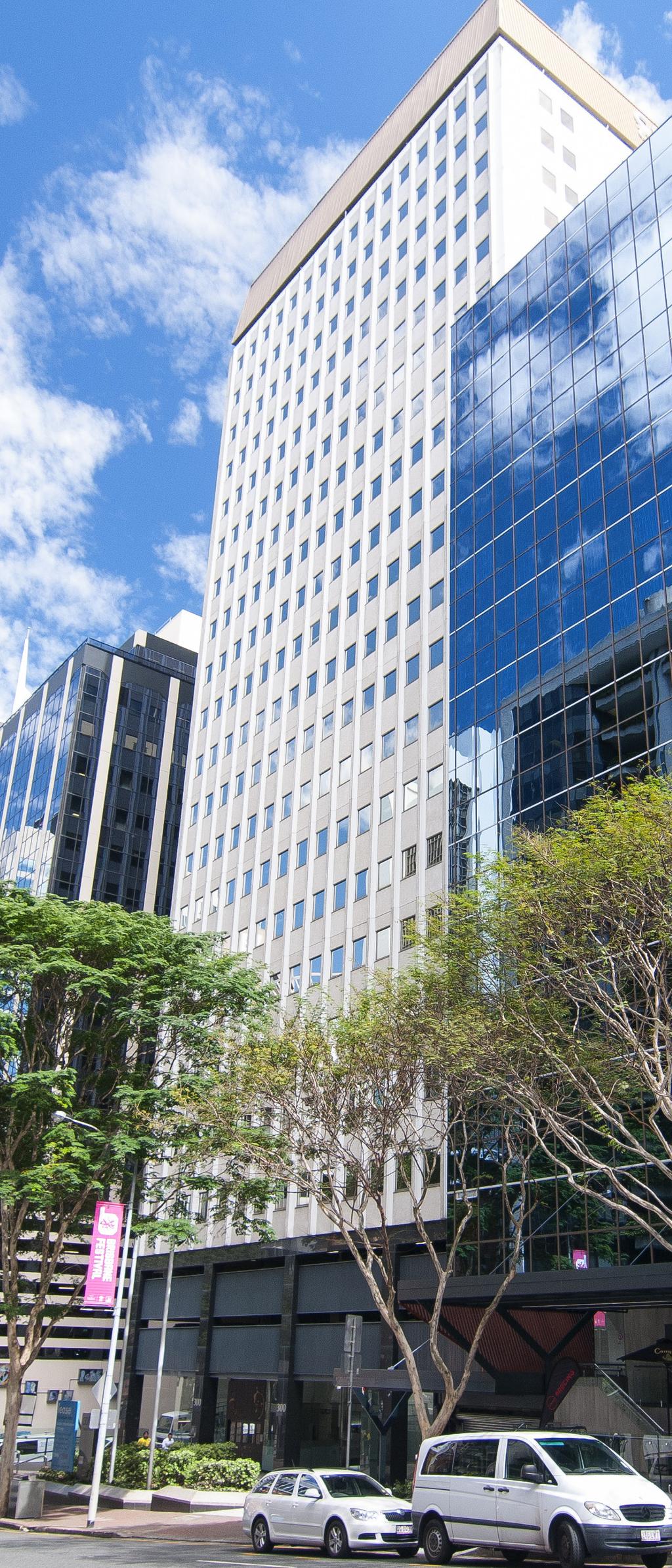 plays. This year in the Brisbane CBD, we have seen buildings with significant vacancy transact at average initial yields of 9.4 per cent and capital values of $2,969/m².