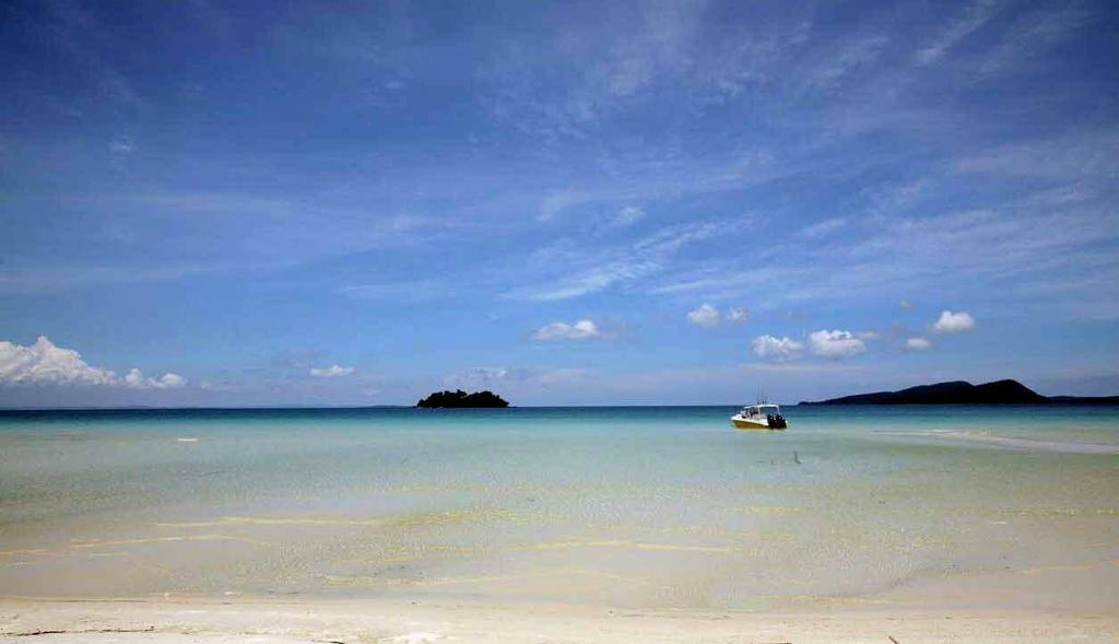 Cambodia s Islands In the sapphire waters of the Gulf of Thailand, Cambodia s islands nestle like dazzling natural jewels.