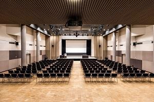 Located in The Hague s international district, with eminent global institutions as neighbours, the World Forum is a fullservice convention centre