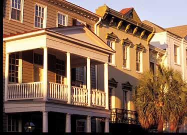 From high-end boutiques to contemporary art galleries, spectacular antique dealers to mainstream name-brand stores, Charleston offers a diverse shopping experience.