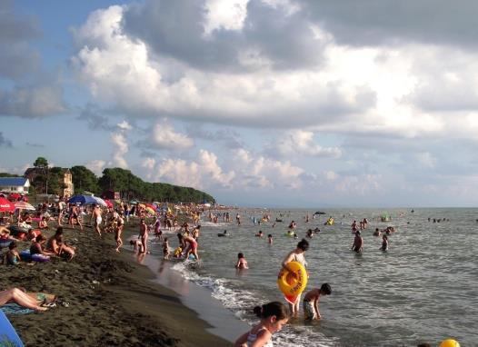 There are several resorts in Guria, including Ureki, Shekvetili and Grigoleti, which occupy 25 kilometres of coastline along the Black Sea.