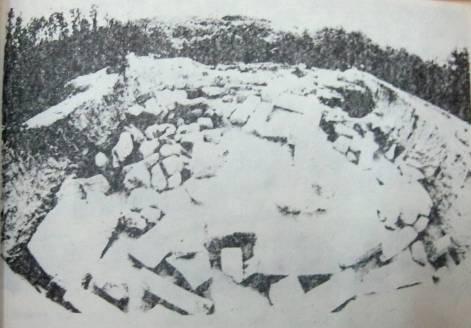 Archaeoastronomy and Ancient Technologies 2015, 3(1), 88-147 111 Fig.32. Mound over building No.