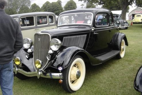 In the end I passed this on and later purchased project cars, a 1937 Lincoln Zephyr V12 also a 1939 Ford Model 91A Sedan. Both right hand drive cars, so made for the British market.
