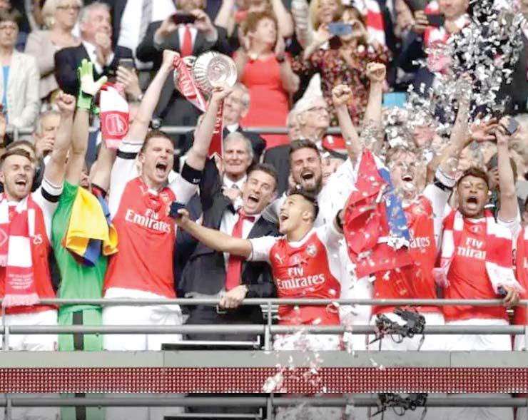 24 E Diel 28 Maj 2017 GAZETA SOT SOT sport Arsenali fiton Kupën në Angli, Venger i jep leksion Kontes Topçinjtë bëjnë një finale të madhe dhe ia dolën të siguronin trofeun e dytë më të rëndësishëm në