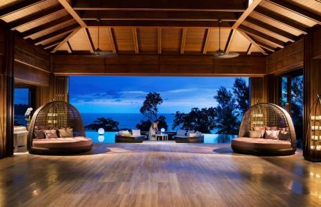 Phuket Arcadia offers guest a tranquil and relaxing getaway with direct access to