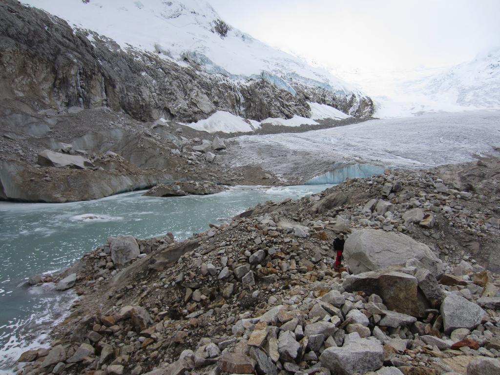 Glacial lake system fed by melt runoff from Artesón Glacier Background: Artesón Glacier The Artesón Glacier ranges in elevation from 4684 to 5176 msl and spans an area of approximately 5.