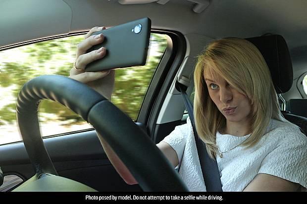 3.9 Kako pogosti so»selfiji«v avtomobilih v Evropi? Fordova raziskava se je tokrat dotaknila vse bolj razširjene človeške navade, ki jo vsi že dobro poznamo pod imenom»selfi«.