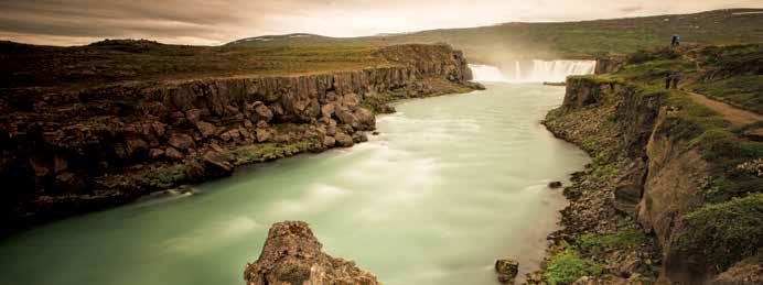 EXPEDITION HIGHLIGHTS» Explore Iceland s geologic wonders by land and sea from Reykjavík to its wild western coast.