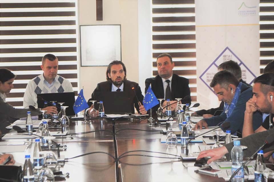Organizimi i trajnimeve mbi Menaxhimin e Projekteve te EU së dhe Gjithëpërfshirjen Sociale Gjatë muajit maj 2016, është bërë identifikimi i 10 pjesëmarrësve nga OSHC nga komunitetet rom, ashkali dhe