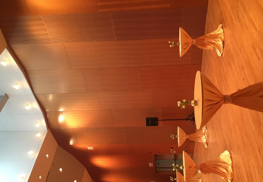 CHORAL REHEARSAL ROOM Designed specifically for vocal performances, the Jay Pritzker Pavilion Choral Rehearsal Room is a great choice for events that require excellent acoustics, such as