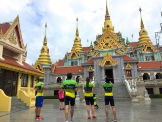 Day 4: Kuburi Haad Baan Krut (110 km, 330 climbing meters) (Hotel Sunshine Paradise) (B, L, D) On this leg of the journey we will ride through an army base.