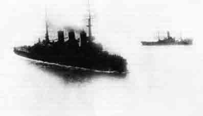 The cruiser Bayan, which was the first to reach the area of the battle, managed to pick up 5 survivors from the sunken destroyer.