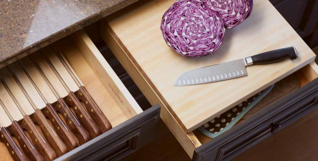 6 CUTLERY Cutlery should be stored in a safe place away from little fingers and organized in individual slots to keep blades sharp.