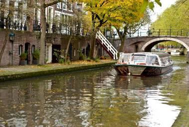 Utrecht - City Visit De Haar Castle Gardens Utrecht Canal De Haar Castle Utrecht, the Netherlands fourth largest city with a