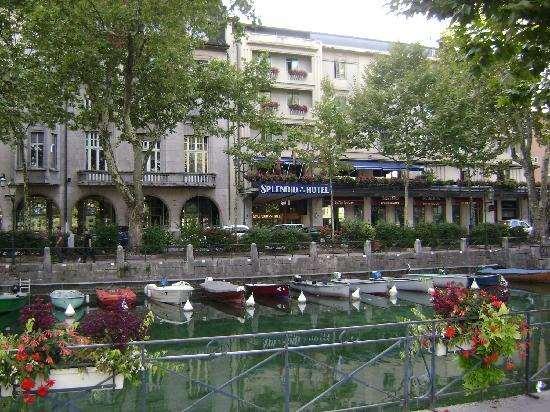 4: ANNECY SPLENDID HOTEL ANNECY AUGUST 05-09 Just in front of the lake of Annecy and in the heart of the historic part of the city,
