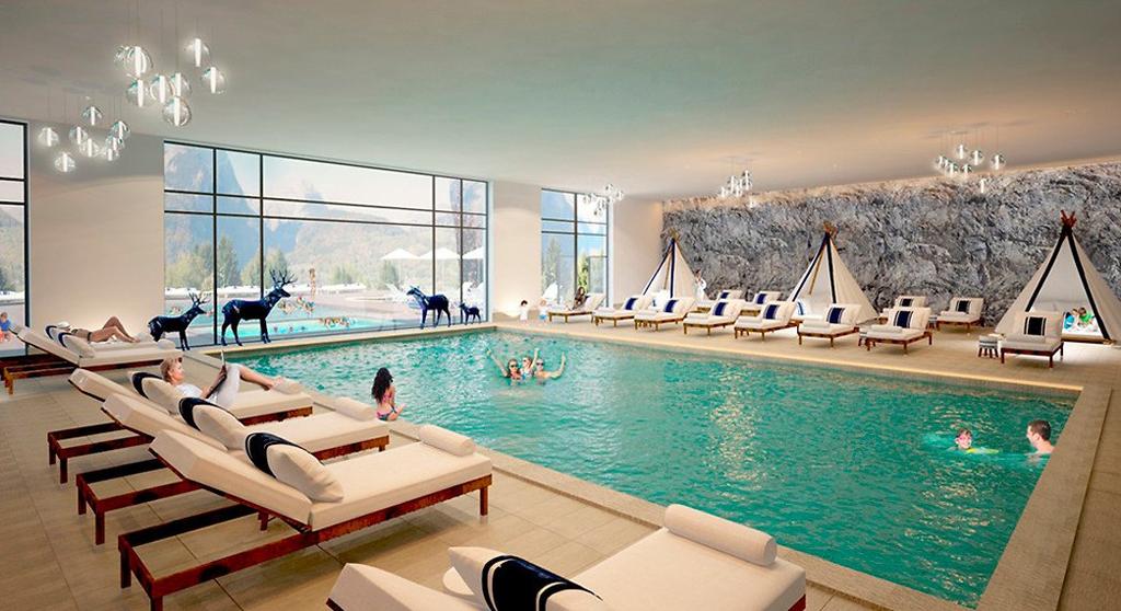 5 m Heated The pool is located at the center of the
