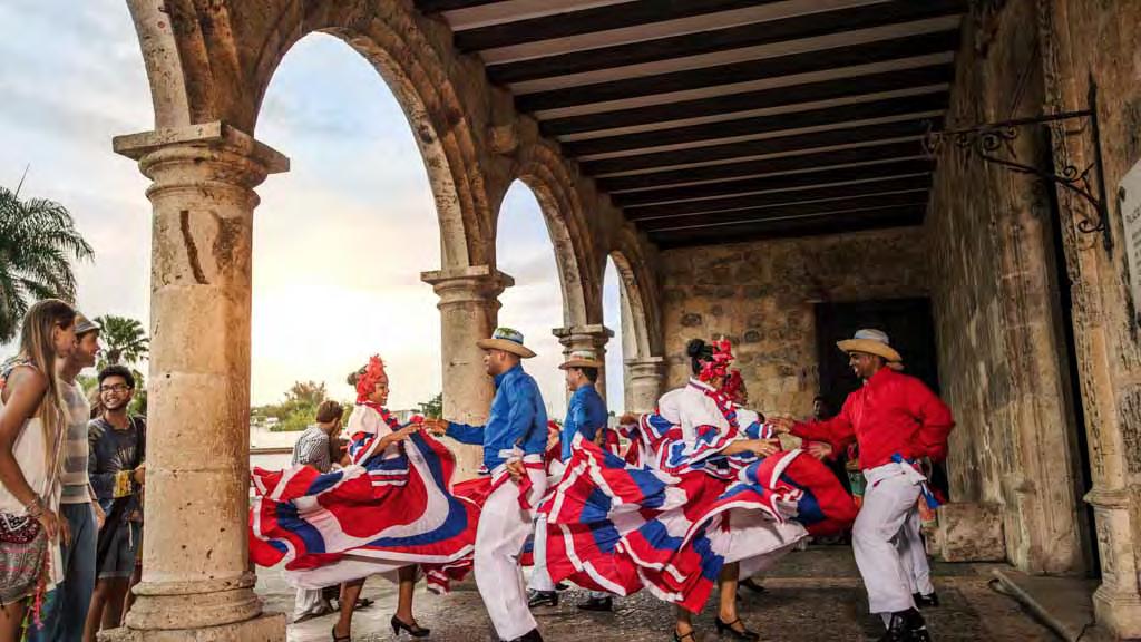 For Dominicans, there is always time for fishing, playing baseball, tennis, golf, dancing Merengue, bachata or rock, delighting in an exquisite local