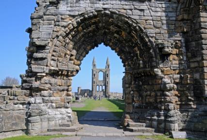 Day 5, Wed. Morning departure to the historic coastal town of St. Andrews, home of the third-oldest university in the English-speaking world.