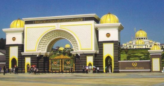 Place 7: Malaysia s National Palace Istana Negara is Malaysia s National Palace.