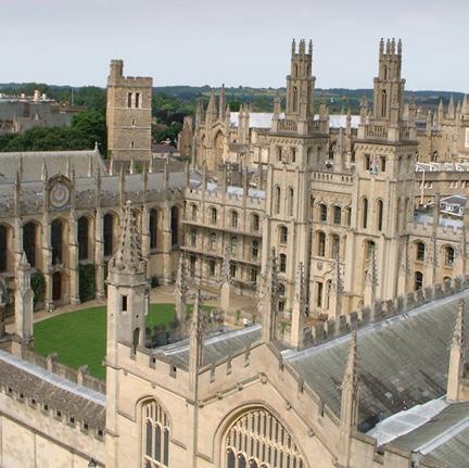 An ideal place to combine sight-seeing and shopping with a visit to one of Oxford s world famous colleges