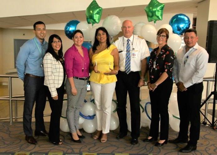Inaugural Divi Divi Air On April 23 rd, 2018, Aruba Airport warmly welcomed Divi Divi Air for the inauguration of the new service to and from Curacao.
