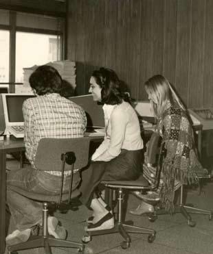 Jadranka Skorin-Kapov (skroz desno) s kolegama u Srcu 1979. Danas u radnoj sobi na sveučilištu no na obrazovnu ulogu Srca.