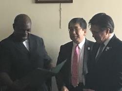 Message from Ambassador Kameda MAIL D MAGAZINE MAKES ONE YEAR ear readers, I am pleased to welcome the first anniversary of this mail magazine "Voice of Japan from Kampala".