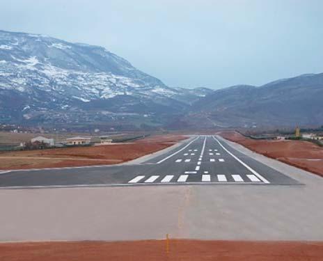 Për 2 vitet shtesë që iu dhanë nga negociatat më të fundit me Ministrinë e Transporteve dhe atë të Ekonomisë, në këmbim të hapjes së aeroportit të Kukësit, TIA pritet të fitojë afro 20 milionë USD.