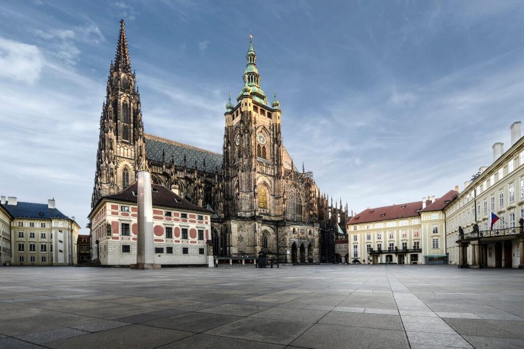 Private ½ day Tour Prague Castle Dominating the city, the silhouette of Prague Castle became the symbol of the historic city.