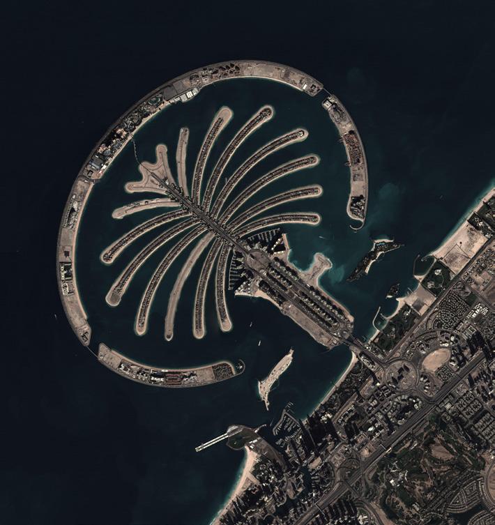 The Site Destination Dubai The building serves as a complement and termination to the existing Atlantis Dubai, itself one of the city s iconic buildings.