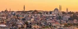 au Istanbul at Your Own Pace Full Day Istanbul Street Food Tour Morning or Afternoon Departs: Daily Half Day: 09:00-13:00 Full Day: 09:00-17:00 This is great for those who want to see and do their