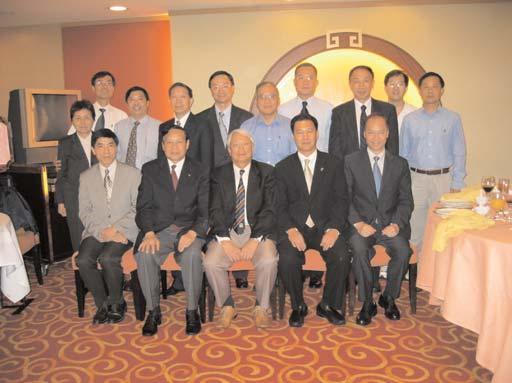 HK LEUNG) President ZHANG of Shanghai SNAME, Chairman of HKJB Mr. MH LAW, President of EAD Mr. Louis SZETO and Ir.