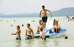 JEZERO BALATON Jezero Balaton i njegova okolica su n najpopularnije mjesto za odmor u Mađarskoj.