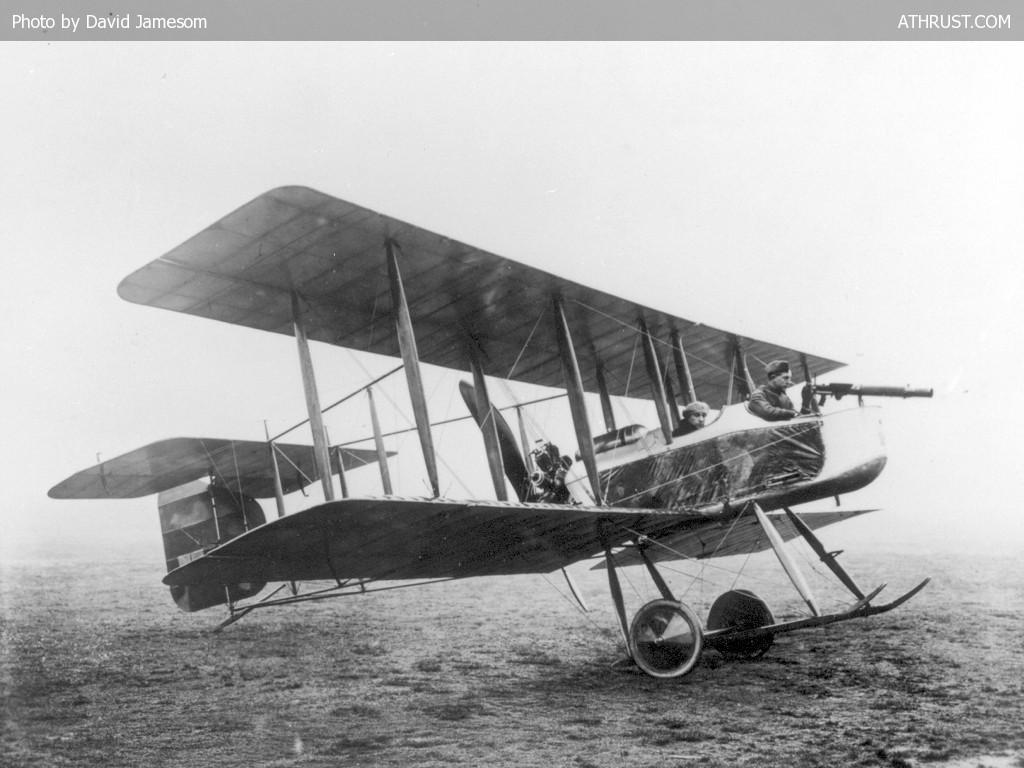 World War 1 Airplanes Photos With the first official airplane flight by the Wright brothers in 1903, planes became an instant sensation.