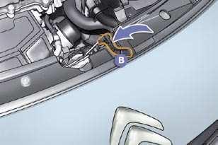 PROVJERE OSTALI STE BEZ GORIVA (DIZEL MOTOR) Ako je vaše vozilo opremljeno HDI motorom i ako se spremnik goriva potpuno isprazni, potrebno je ponovo uspostaviti dovod goriva.