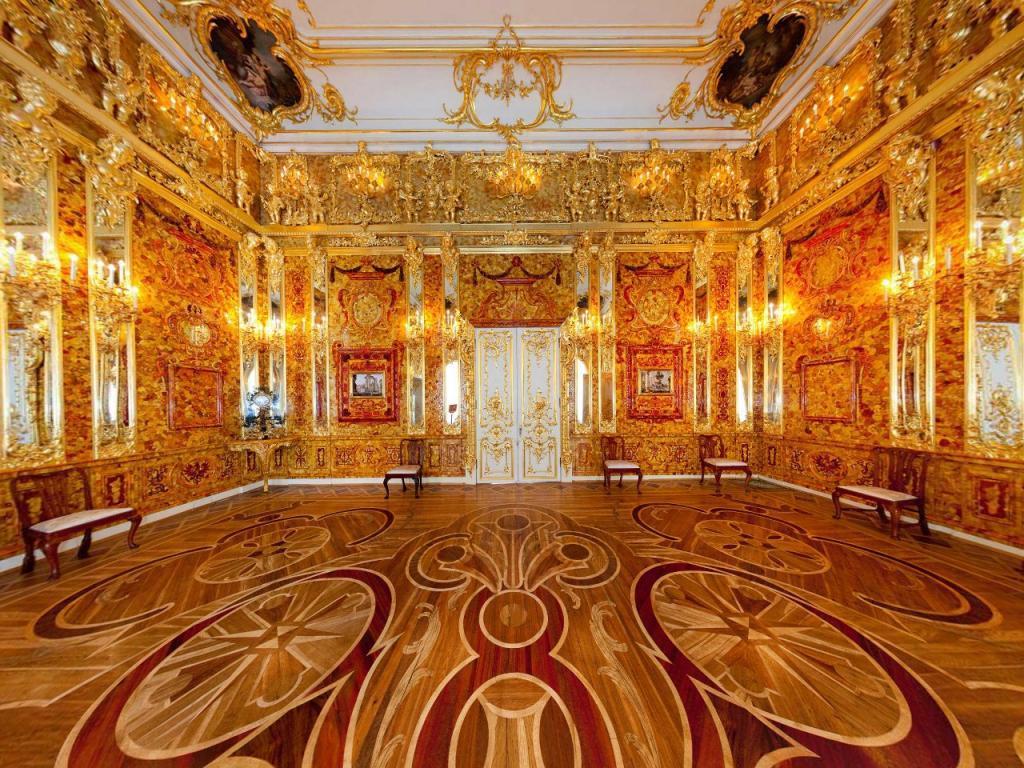 DAY 6: Continued, Top attractions include huge Catherine s palace, Alexander s palace and other buildings and parks.
